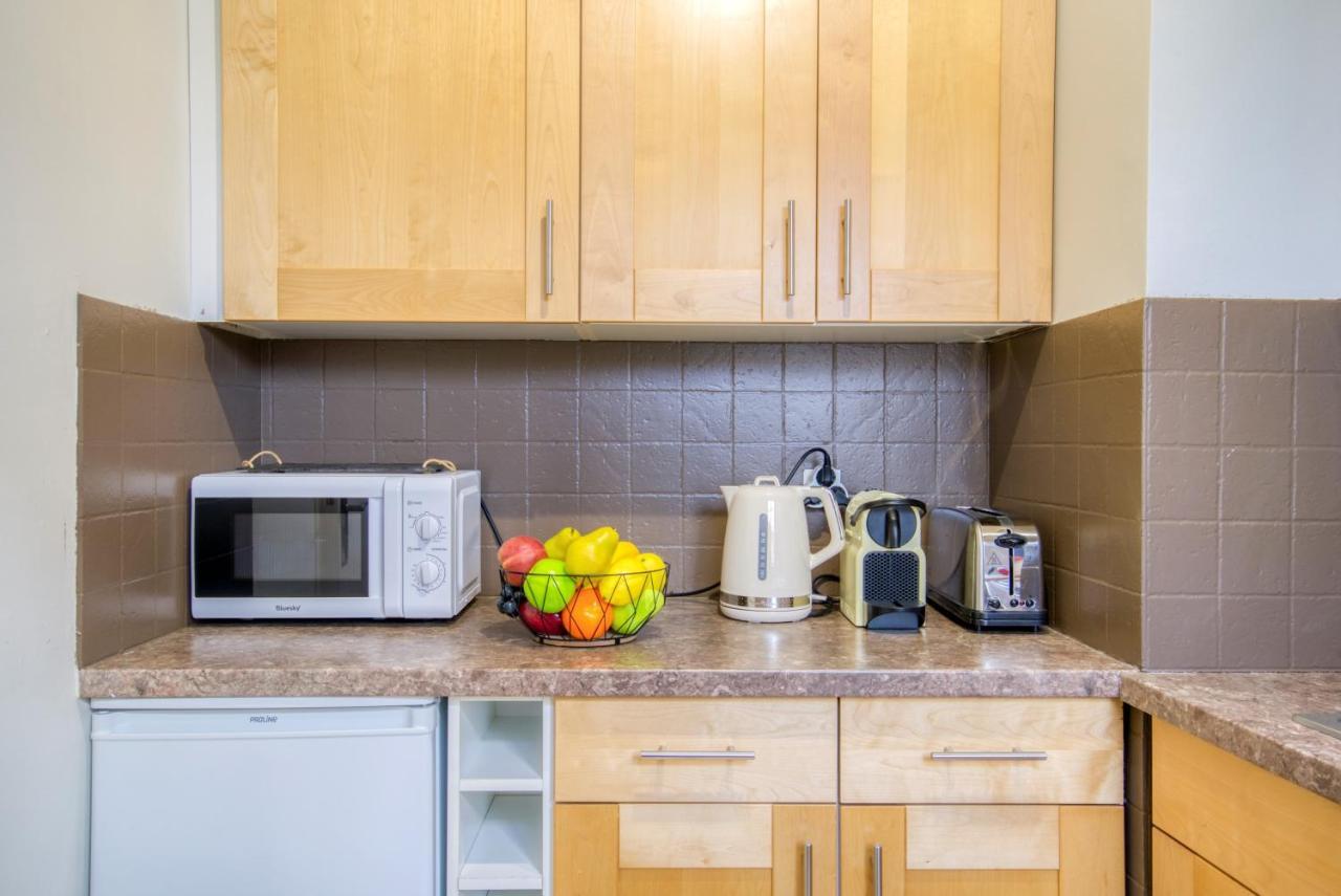 Cosy, Modern, Fully Equipped, Air Conditioning, Nice Historical, Old Town, 1Minute Walk From Beach - "Le Bunico 4" Buitenkant foto