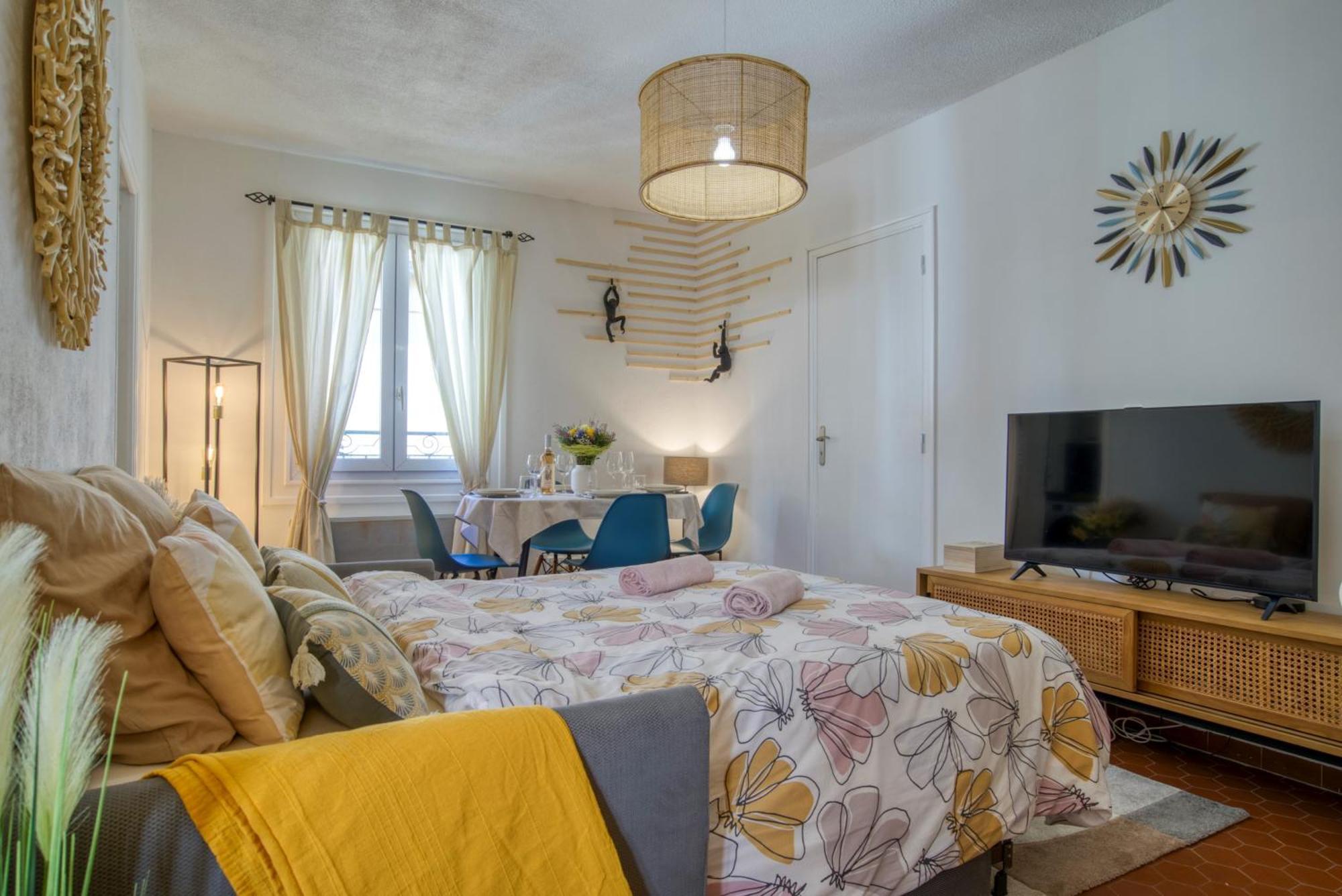 Cosy, Modern, Fully Equipped, Air Conditioning, Nice Historical, Old Town, 1Minute Walk From Beach - "Le Bunico 4" Buitenkant foto