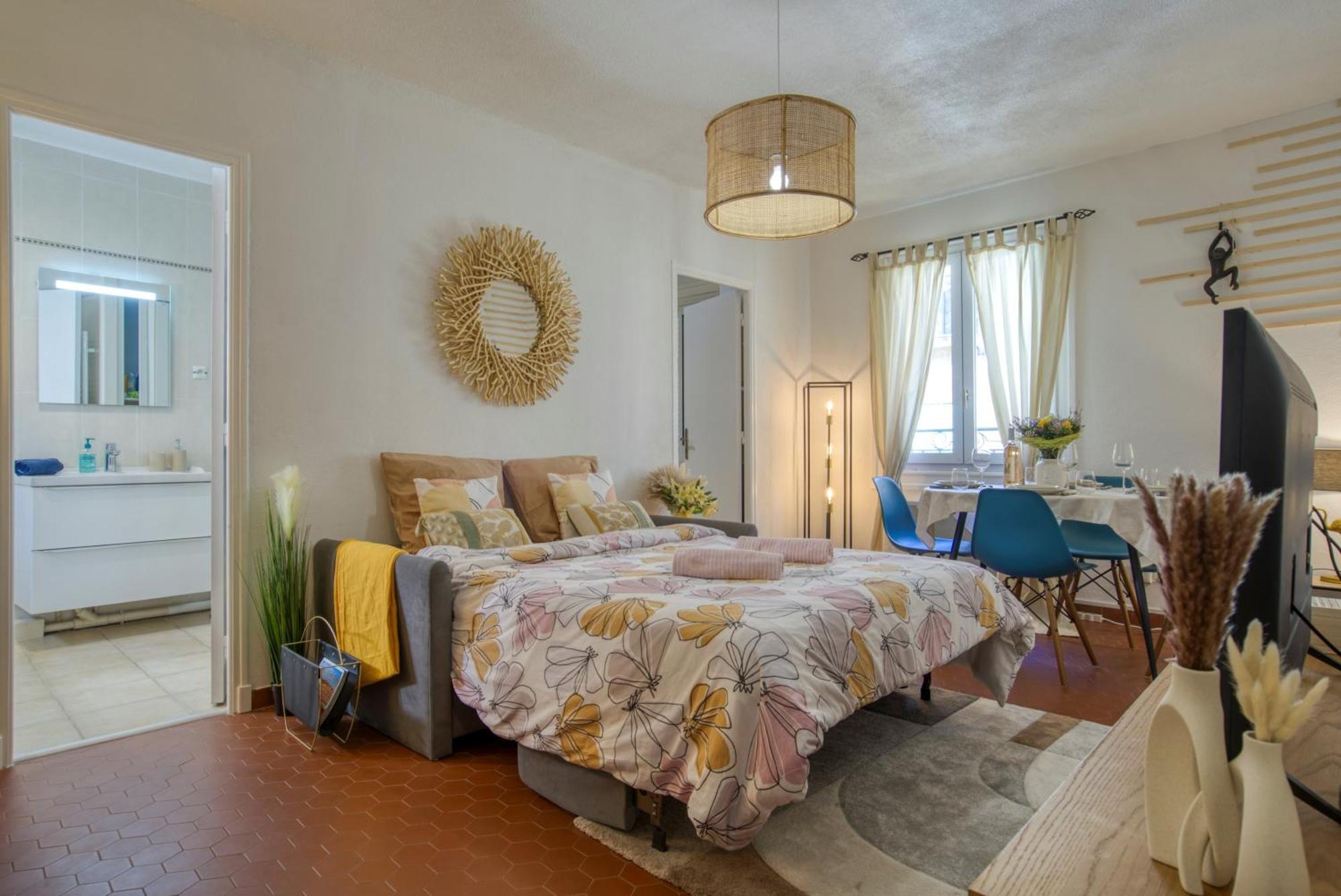 Cosy, Modern, Fully Equipped, Air Conditioning, Nice Historical, Old Town, 1Minute Walk From Beach - "Le Bunico 4" Buitenkant foto
